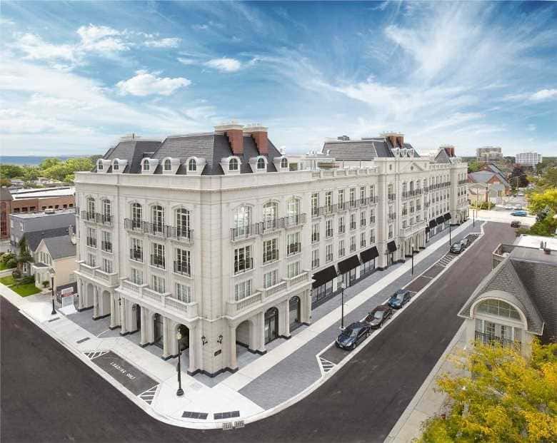 Condos for sale in Oakville